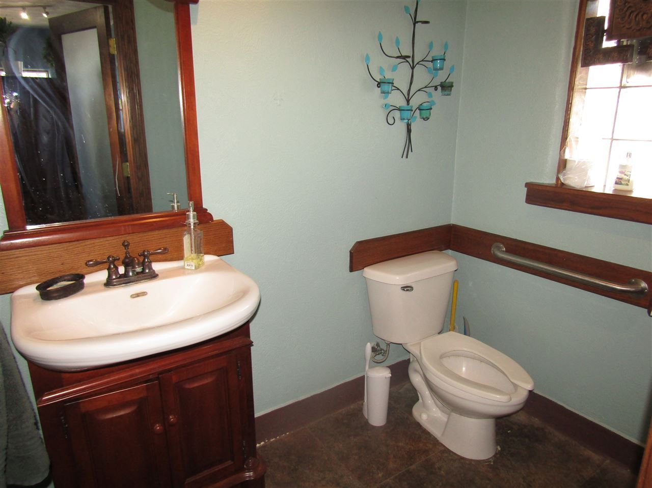 941 N Washington St, Janesville, WI 53548